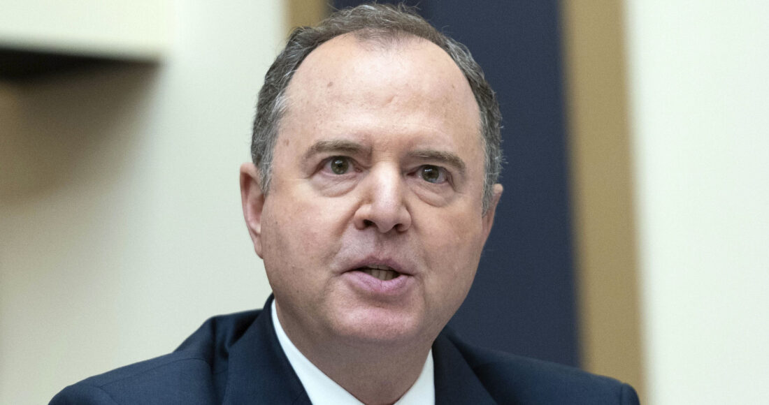 Nghị sĩ Adam Schiff trong cuộc họp ở Đồi Capitol hồi năm 2023. Ảnh: AP