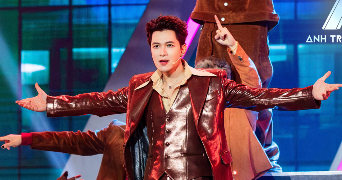Anh Tú đang tham gia Anh trai say hi - show truyền hình thực tế dành cho 33 giọng ca nam trẻ. Qua ba tập phát sóng, anh gây ấn tượng khi liên tục lọt vào top gương mặt được tìm kiếm nhiều nhất sau chương trình, nhiều video tiết mục đạt hàng triệu lượt xem trên TikTok. Ở tập hai, phần trình diễn 10/10 của Anh Tú, cùng Gemini Hùng Huỳnh, Quang Trung, Thái Ngân vào top 10 video thịnh hành trên YouTube Vietnam.