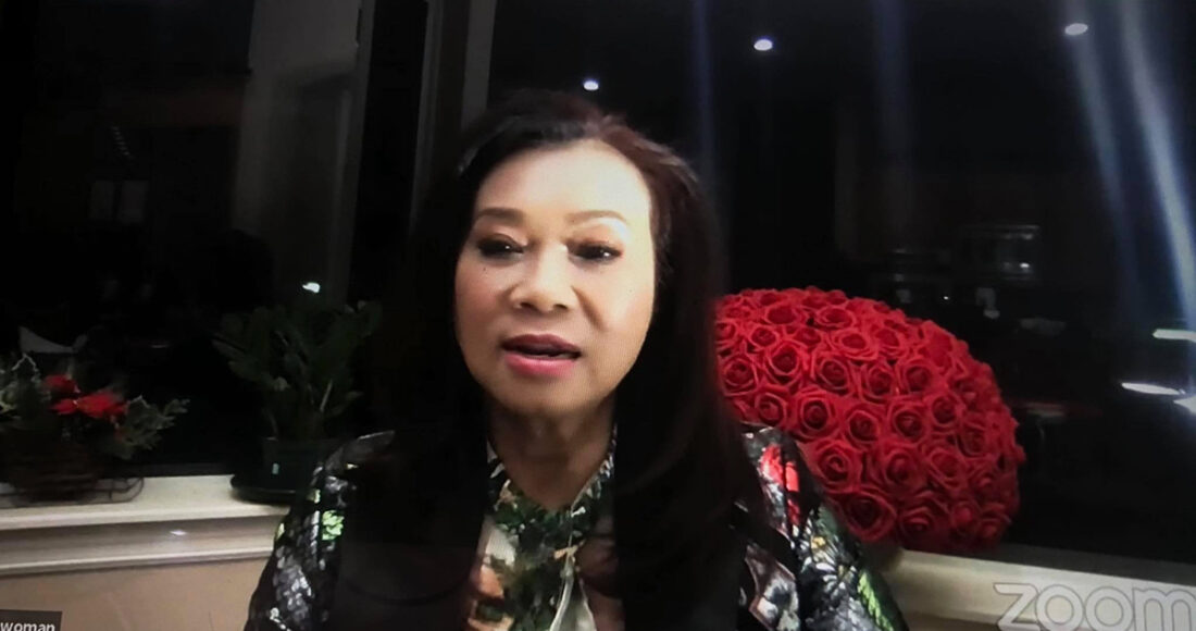 Bà Đặng Thị Hoàng Yến khi dự phiên họp đại hội đồng cổ đông ITA trực tuyến năm 2021. Ảnh: Anh Tú