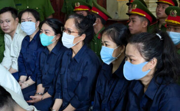 Các bị cáo tại tòa. Ảnh: Hải Duyên