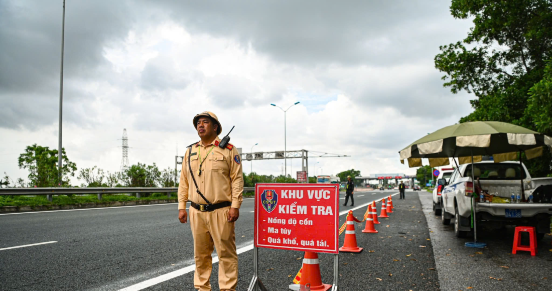 CSGT tăng cường kiểm tra trên các tuyến cao tốc. Ảnh: Cục CSGT