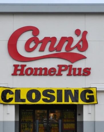 Một cửa hàng của Conn’s HomePlus tại Wichita Falls, Texas chuẩn bị đóng cửa. Ảnh: USA Today