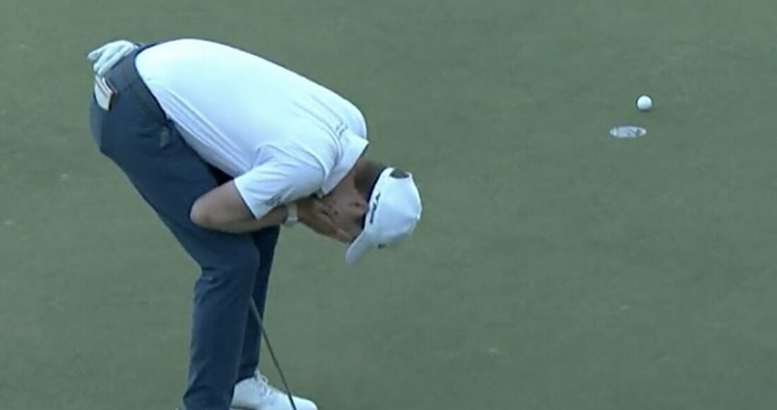 Griffin ôm mặt tiếc nuối sau cú gạt hỏng quyết định, khiến anh phải vào đấu playoff và mất cup vô địch Sanderson Farms Championship ngày 8/10. Ảnh chụp màn hình