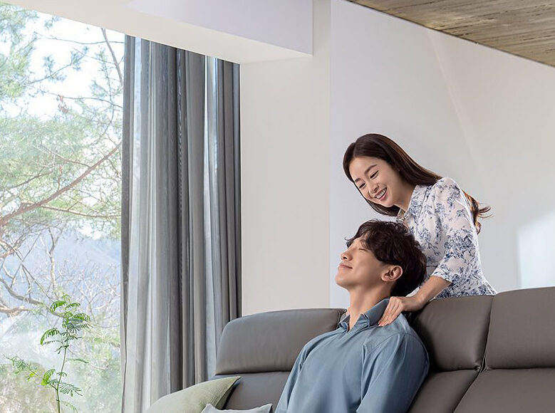 Vợ chồng Rain, Kim Tae Hee. Ảnh: Fanpage Kim Tae Hee