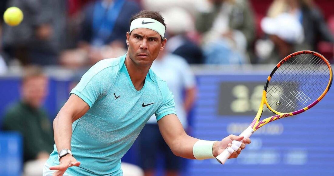 Nadal trong trận đánh đôi với Ruud ở sân Trung tâm tại Bastad, Thụy Điển hôm 15/7. Ảnh: ATP