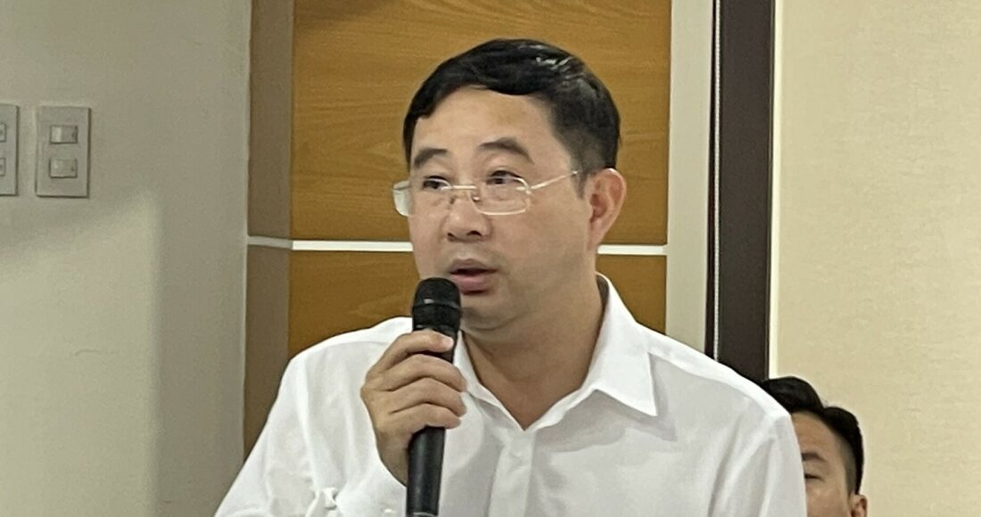 Đại diện khoa học công nghệ Việt Nam tại New York, Mỹ ông Lê Văn Chính chia sẻ tại hội nghị, sáng 19/7. Ảnh: Hà An