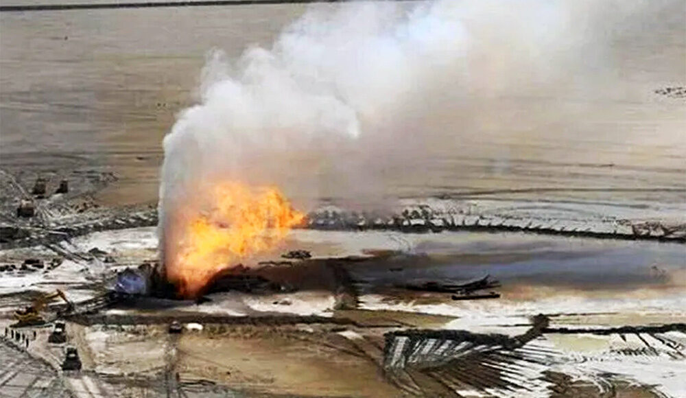 Giếng bốc cháy tại mỏ Karaturun East, Kazakhstan, năm 2023. Ảnh: Mangistau Reginal Admininistration