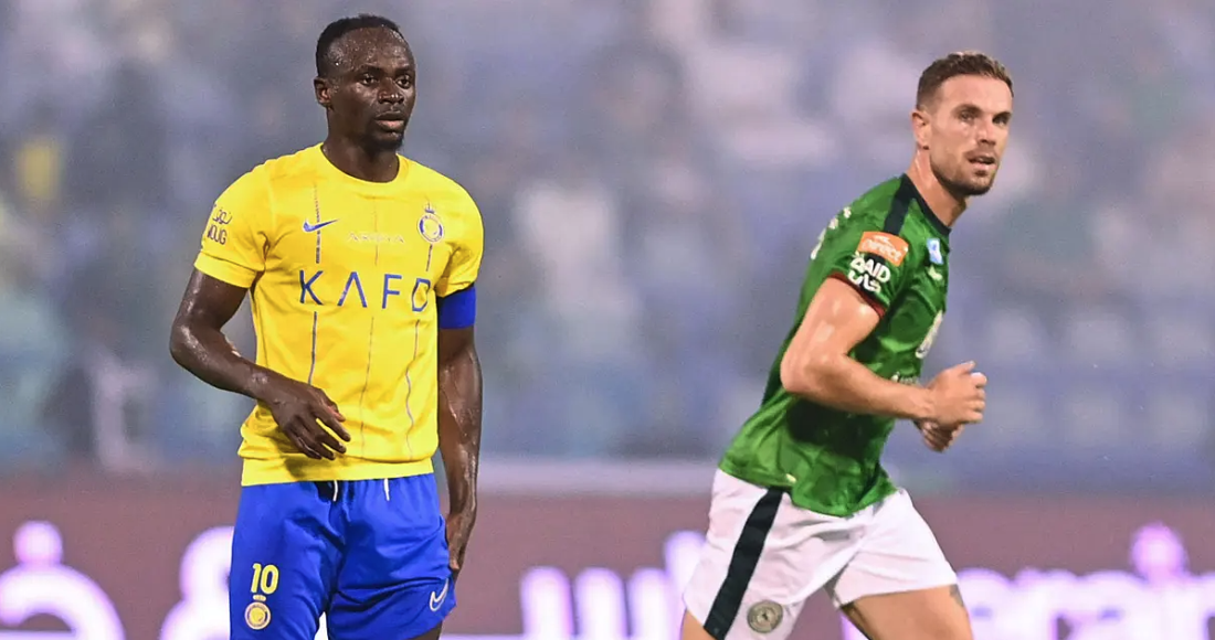 Henderson và Mane, những cầu thủ nổi tiếng đang thi đấu tại Arab Saudi, sẵn sàng ủng hộ quốc gia này đăng cai World Cup. Ảnh: AFP