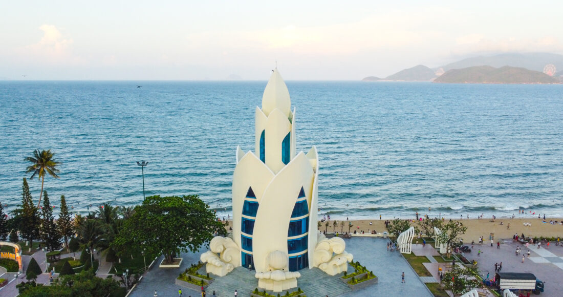 Công trình Tháp Trầm Hương nằm trên đường Trần Phú, TP Nha Trang. Ảnh: Bùi Toàn