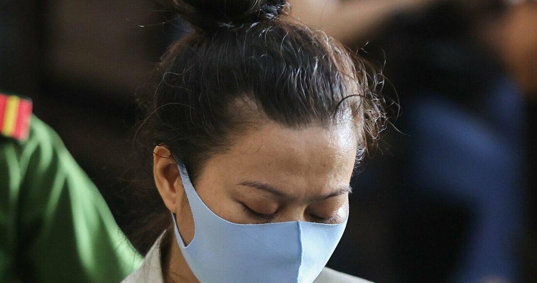 Nguyễn Thị Kim Phụng tại tòa hôm nay. Ảnh: Trần Quỳnh