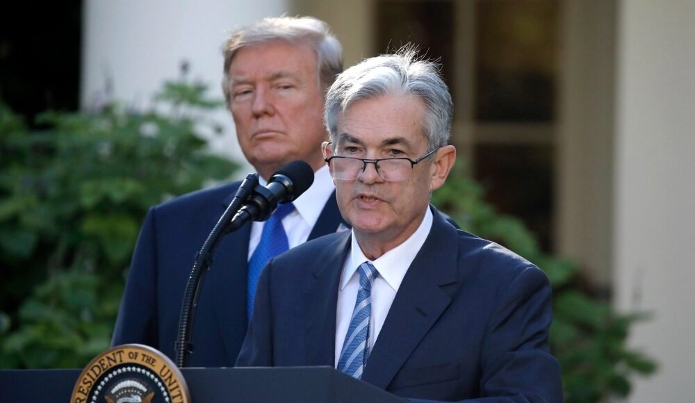 Ông Donald Trump và Chủ tịch Fed Jerome Powell tại Nhà Trắng tháng 11/2017. Ảnh: Reuters