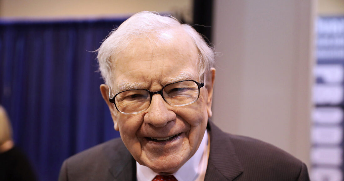 Chủ tịch Berkshire Hathaway Warren Buffett tại ĐHCĐ của công ty ở Nebraska (Mỹ). Ảnh: Reuters