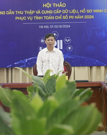 Thứ trưởng Khoa học và Công nghệ Hoàng Minh phát biểu khai mạc hội thảo sáng 1/8. Ảnh: TTTT