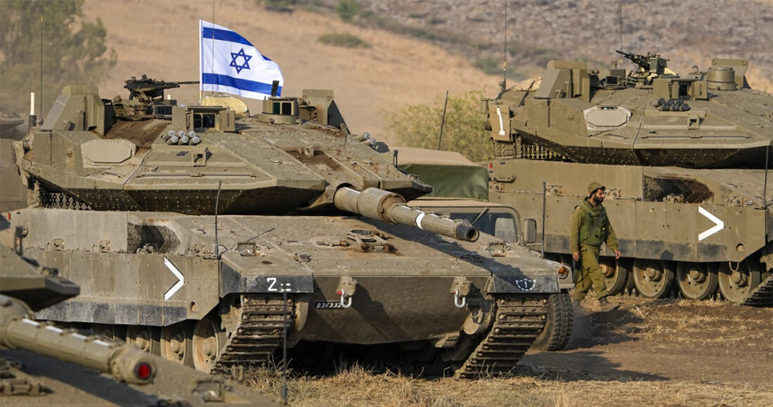 Xe tăng Israel gần biên giới với Lebanon tháng 11/2023. Ảnh: AP