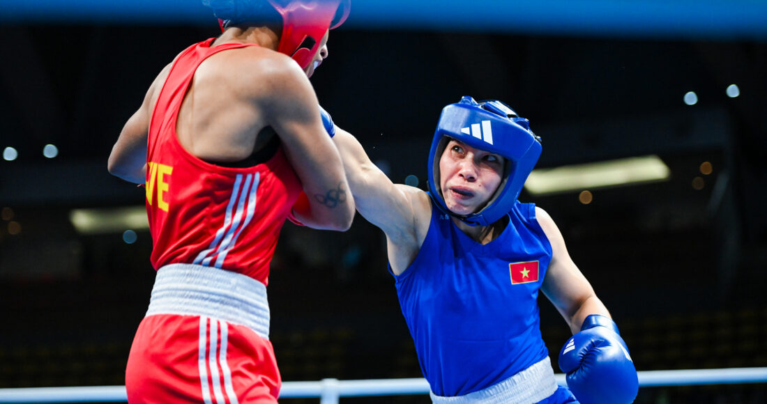 Võ sĩ boxing Hà Thị Linh (phải). Ảnh: Boxing.athlete365