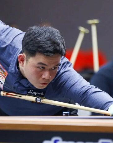 Cơ thủ Bao Phương Vinh trong trận tứ kết carom 3 băng UMB World Cup ở Ankara, Thổ Nhĩ Kì gặp Omer Karakurt, tối 14/6/2024. Ảnh: Kozoom
