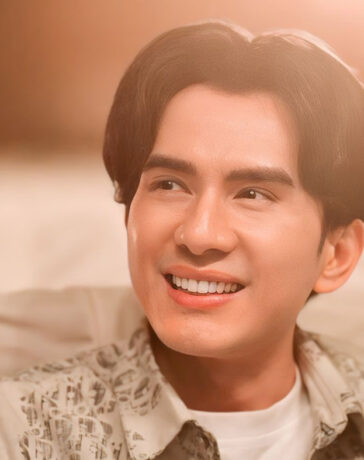 Ca sĩ Đan Trường trong buổi luyện tập liveshow Cẩm Ly hôm 2/8. Ảnh: Thanh Tùng