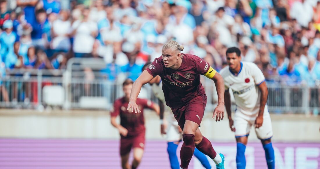 Haaland đá phạt đền, mở tỷ số cho Man City trong trận giao hữu thắng Chelsea 4-2 trên sân Columbus, Ohio, Mỹ sáng 4/8, theo giờ Hà Nội. Ảnh: Man City