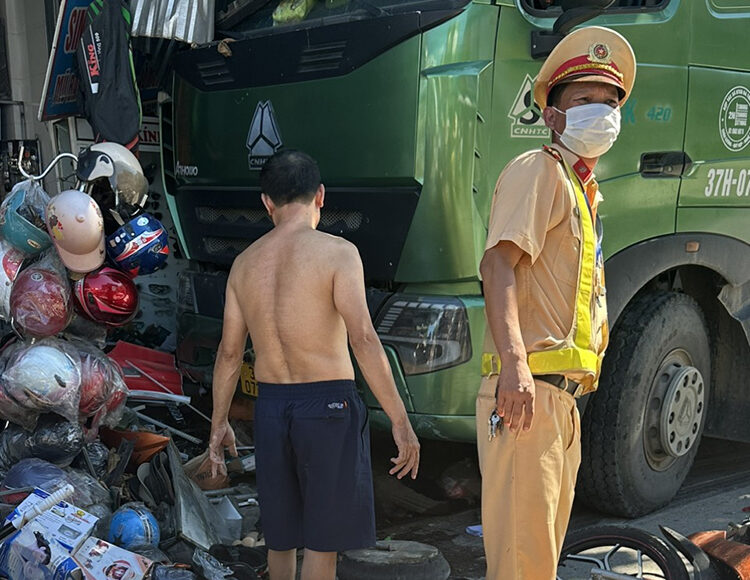 Hiện trường vụ tai nạn. Ảnh: Hùng Lê