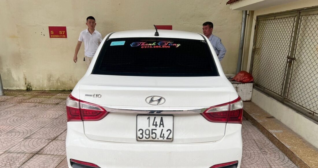 Xe ô tô ông Tùng điều khiến gây tai nạn. Ảnh Công an cung cấp