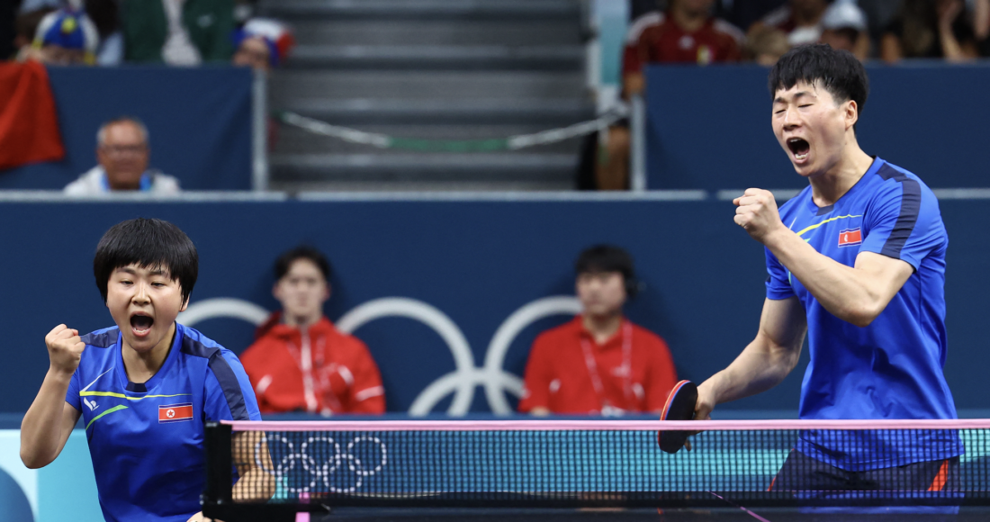Ri Jong-sik (phải) và Kim Kum-yong (trái) đưa Triều Tiên góp mặt ở chung kết bóng bàn đôi nam nữ Olympic Paris 2024. Ảnh: Reuters