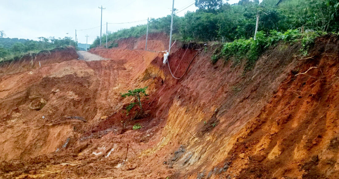 Hiện trường sạt lở đất. Ảnh: Khánh Hương