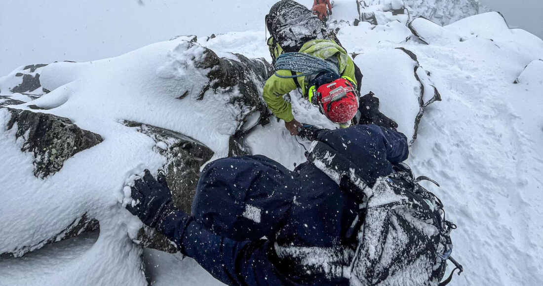 Hai người Việt được tìm thấy trên núi Matterhorn ở độ cao hơn 3.500 mét. Ảnh: Air Zermatt
