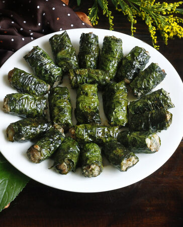 Chả xương sông được nhiều người yêu thích. Ảnh: Bùi Thủy
