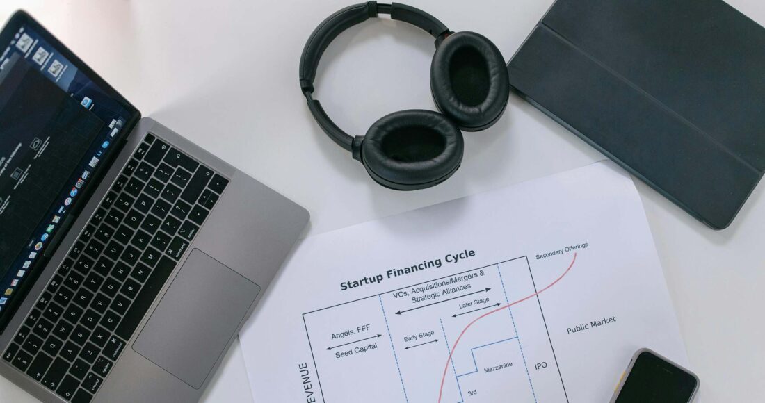 Chuyên gia kinh tế gợi ý cần xác định rõ nhiều yếu tố khi lập kế hoạch tài chính. Ảnh: Pexels