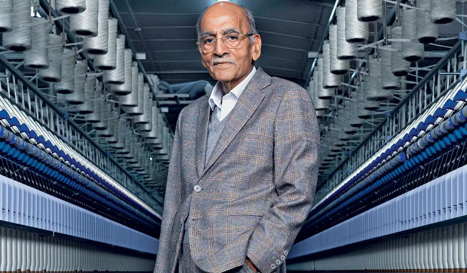 Ông S.P. Oswal, chủ tịch kiêm giám đốc điều hành Tập đoàn dệt may Vardhman. Ảnh: Businesstoday