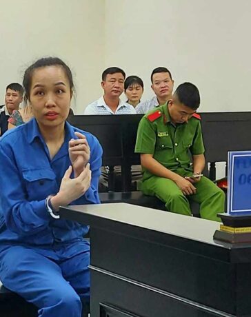 Bị cáo Nguyễn Thị Hưởng tại tòa ngày 24/9. Ảnh: Danh Lam