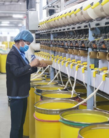 Bên trong nhà máy sản xuất của Sợi Vũ Đăng. Ảnh: SVD