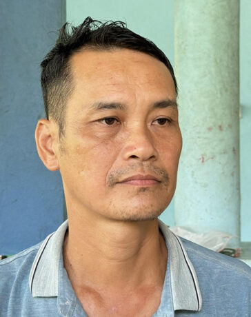 Ông Hoàng Văn Tiện người trong danh sách mất tích trở về. Ảnh: Ngọc Thành
