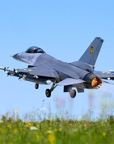 Tiêm kích F-16 Ukraine trong ảnh công bố ngày 5/8. Ảnh: X/ZelenskyyUa