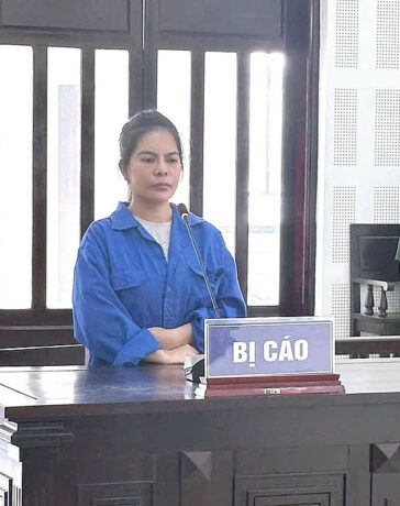 Bị cáo Đỗ Thị Yến Ly tại tòa. Ảnh: Trạng Chi