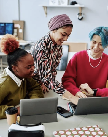 Nhiều nhân sự Gen Z không còn muốn thăng tiến bởi áp lực công việc và đối diện với làn sóng sa thải nhân sự cấp trung. Ảnh minh họa: Shutterstock
