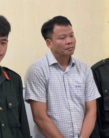 Ông Đồng Xuân Thụ khi bị bắt ở Hà Nội. Ảnh: Công an cung cấp