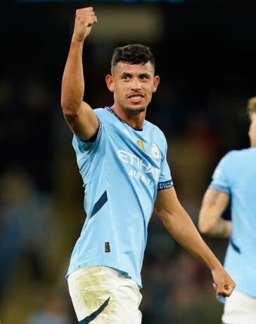 Tiền vệ Matheus Nunes mừng bàn thứ hai cho Man City. Ảnh: AP