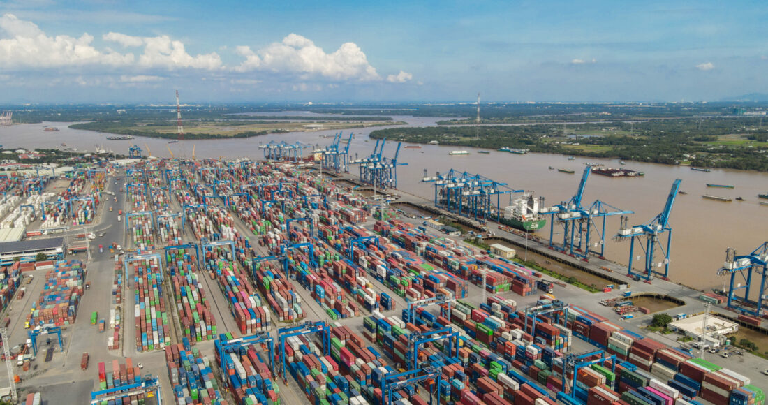 Container hàng hóa tại cCảng Cát Lái, TP Thủ Đức. Ảnh: Quỳnh Trần