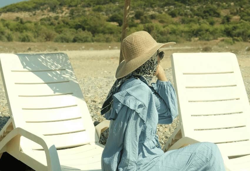 Thiếu tiếp xúc với ánh nắng mặt trời cũng có thể gây thiếu hụt vitamin D trong cơ thể - một nguyên nhân khiến quá trình lão hóa nhanh hơn. Ảnh minh họa: Pexels