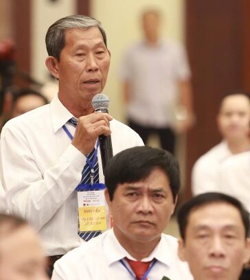 Ônh Ánh chia sẻ khó khăn trong chuyển đổi mục đích sử dụng đất. Ảnh: Việt An