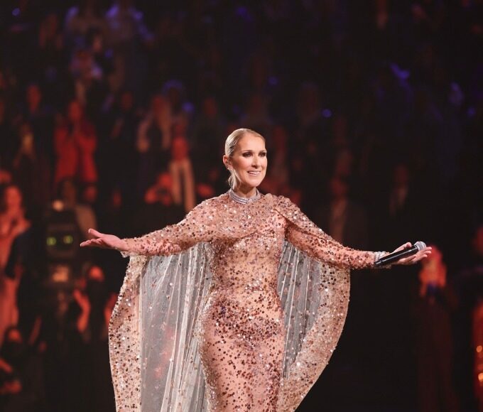 Celine Dion trên sàn catwalk 1001 Seasons of Elie Saab. Ảnh: Instagram Rani Fawaz