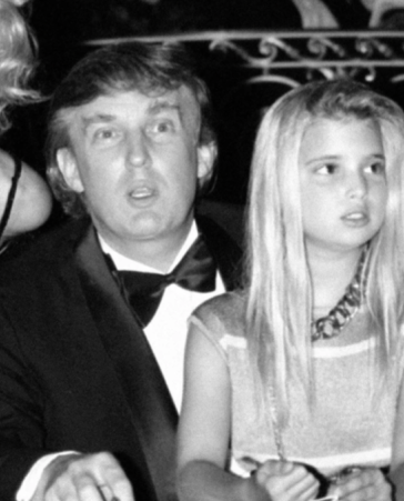 Donald Trump và con gái thứ hai Ivanka năm 1991. Ảnh: TIME & LIFE
