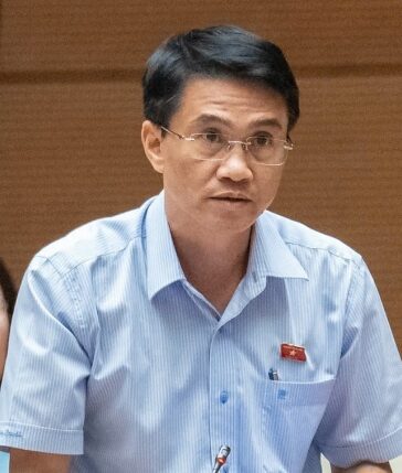 Ông Đỗ Huy Khánh, đại biểu đoàn Đồng Nai chất vấn sáng 11/11. Ảnh: Trung tâm báo chí Quốc hội