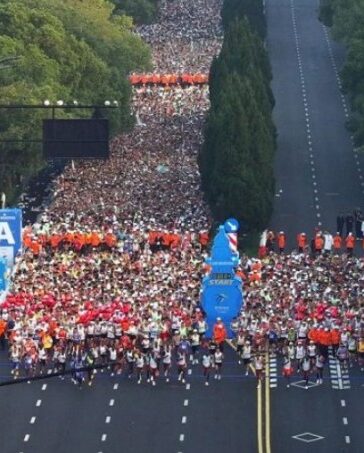 Khoảng 36.000 runner dự Hàng Châu Marathon ngày 3/11. Ảnh: Hangzhou.com.cn