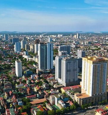 TP Vinh (Nghệ An) được mở rộng sau sáp nhập nguyên trạng thị xã Cửa Lò. Ảnh: Đức Hùng