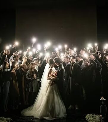 Người Hàn Quốc thường chọn trang phục tối màu khi dự đám cưới để không nổi bật hơn cô dâu. Ảnh minh họa: T.C