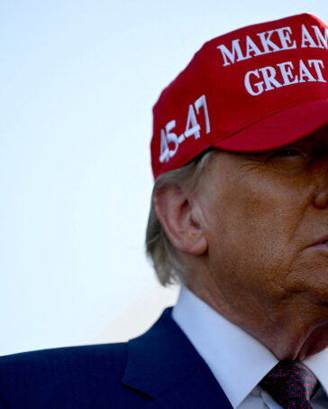 Tổng thống đắc cử Mỹ Donald Trump tại Texas ngày 19/11. Ảnh: Reuters