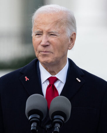 Tổng thống Joe Biden phát biểu tại Nhà Trắng ngày 1/12. Ảnh: AFP