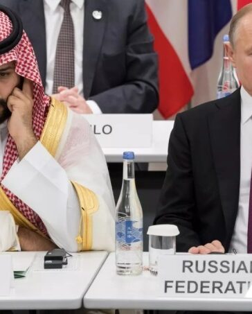 Thái tử Arab Saudi Mohammed bin Salman và Tổng thống Nga Vladimir Putin. Ảnh: AFP